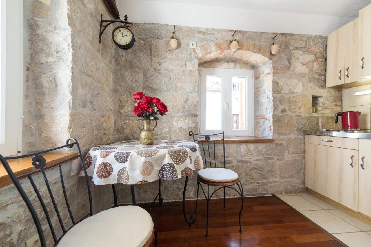 Guesthouse Mirula Split Exterior photo